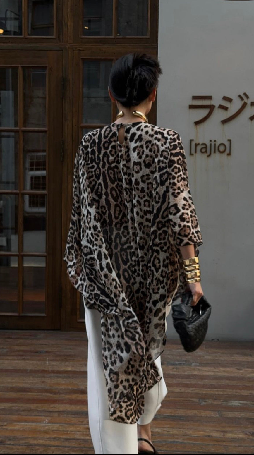 Leopard cape