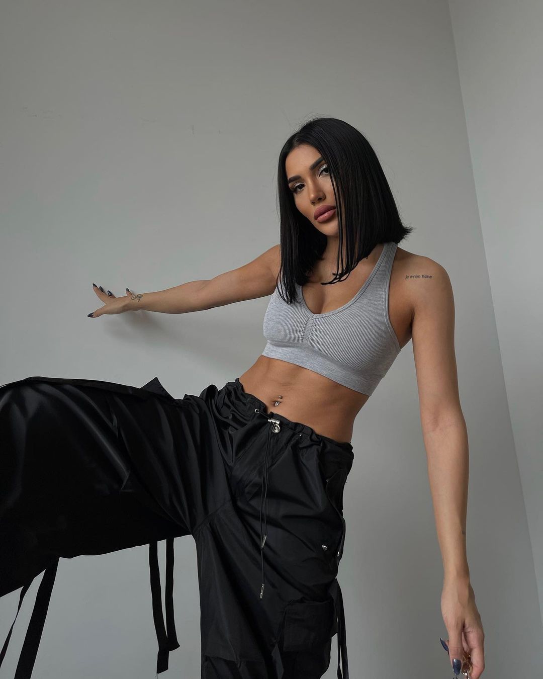 Oversized Cargo Pants – Aphrodite.official